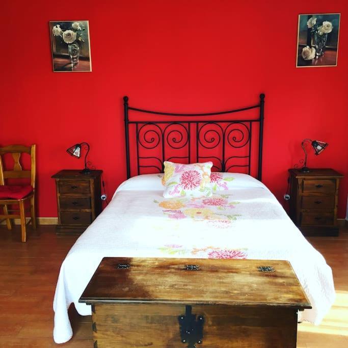 Los Rosales De Venturada Extérieur photo