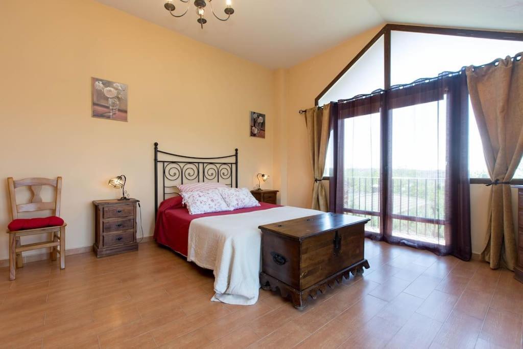 Los Rosales De Venturada Extérieur photo